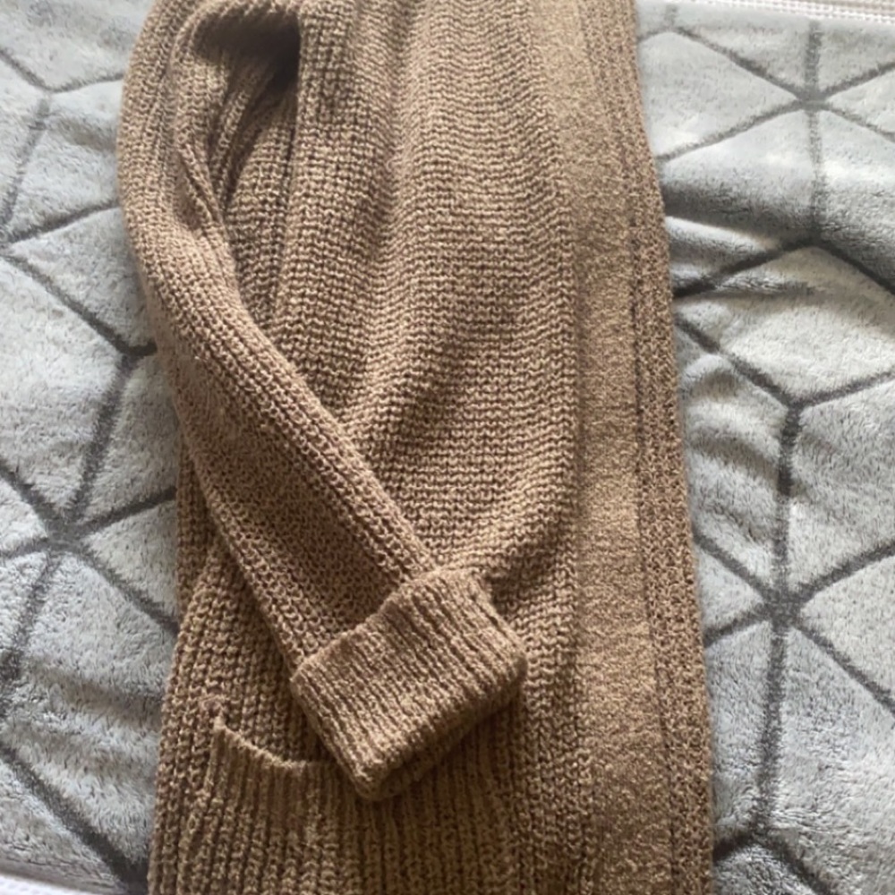 Cardigan - Picture 2 of 3